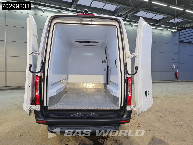 Mercedes-Benz Sprinter 316 CDI Koelwagen Kerstner L2H2 230v Stekker L2H2 Airco Camera Euro6 L2 Koel Koeler Kühl Kühler Kühlkastenwagen Kühlwagen Airco - Véhicule utilitaire frigorifique: photos 3 Mercedes-Benz Sprinter 316 CDI Koelwagen Kerstner L2H2 230v Stekker L2H2 Airco Camera Euro6 L2 Koel Koeler Kühl Kühler Kühlkastenwagen Kühlwagen Airco - Véhicule utilitaire frigorifique: photos 3