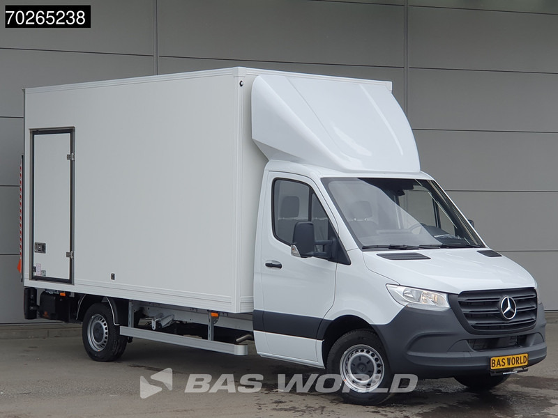 Mercedes-Benz Sprinter 317 CDI Automaat Laadklep Zijdeur Bakwagen Navi Airco Cruise MBUX Euro6 Meubelbak Koffer 21m3 Airco Cruise control - Fourgon: photos 5 Mercedes-Benz Sprinter 317 CDI Automaat Laadklep Zijdeur Bakwagen Navi Airco Cruise MBUX Euro6 Meubelbak Koffer 21m3 Airco Cruise control - Fourgon: photos 5