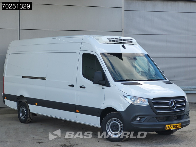 Mercedes-Benz Sprinter 317 CDI Koelwagen L3H2 Thermo King V-200 MAX 230V Stekker Trekhaak Airco Cruise Camera Koeler Koel Kühlwagen 12m3 Airco Trekhaak - Véhicule utilitaire frigorifique: photos 5 Mercedes-Benz Sprinter 317 CDI Koelwagen L3H2 Thermo King V-200 MAX 230V Stekker Trekhaak Airco Cruise Camera Koeler Koel Kühlwagen 12m3 Airco Trekhaak - Véhicule utilitaire frigorifique: photos 5