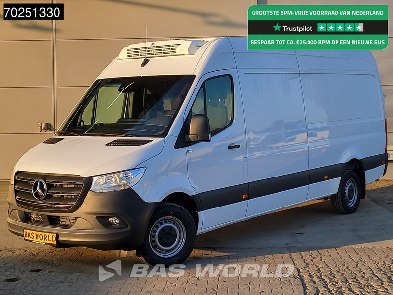 Mercedes-Benz Sprinter 317 CDI L3H2 Koelwagen Thermo King V-200 MAX 230V Stekker Trekhaak Airco Cruise Camera Navi Koeler Koel Kühlwagen 12m3 Airco Tre - Véhicule utilitaire frigorifique: photos 1 Mercedes-Benz Sprinter 317 CDI L3H2 Koelwagen Thermo King V-200 MAX 230V Stekker Trekhaak Airco Cruise Camera Navi Koeler Koel Kühlwagen 12m3 Airco Tre - Véhicule utilitaire frigorifique: photos 1