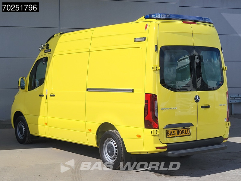 Mercedes-Benz Sprinter 319 CDI Automaat L2H2 New! Ambulance Ziekenwagen Rettungswagen Krankenwagen 10m3 Airco Cruise control - Ambulance: photos 2 Mercedes-Benz Sprinter 319 CDI Automaat L2H2 New! Ambulance Ziekenwagen Rettungswagen Krankenwagen 10m3 Airco Cruise control - Ambulance: photos 2
