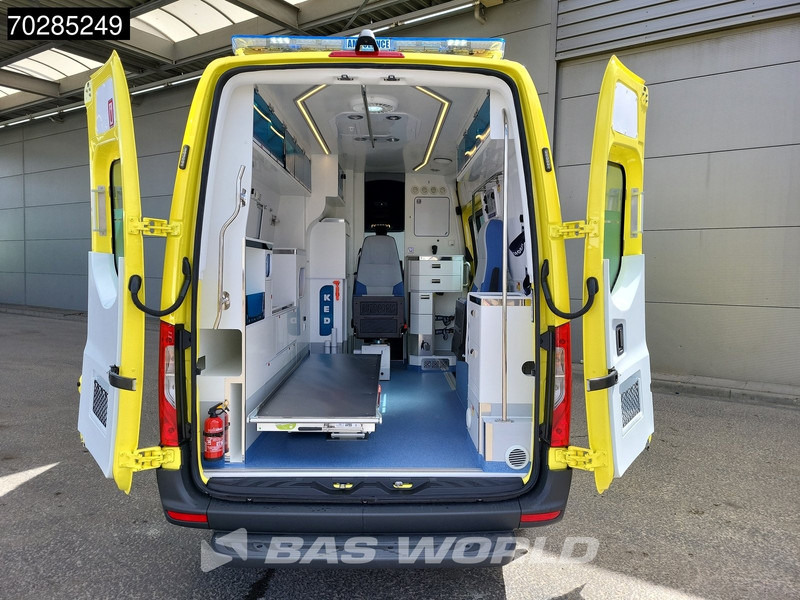 Mercedes-Benz Sprinter 319 CDI Automaat Nieuw! Complete Ambulance Ziekenwagen Rettungswagen Krankenwagen 11m3 Airco Cruise control - Ambulance: photos 3 Mercedes-Benz Sprinter 319 CDI Automaat Nieuw! Complete Ambulance Ziekenwagen Rettungswagen Krankenwagen 11m3 Airco Cruise control - Ambulance: photos 3