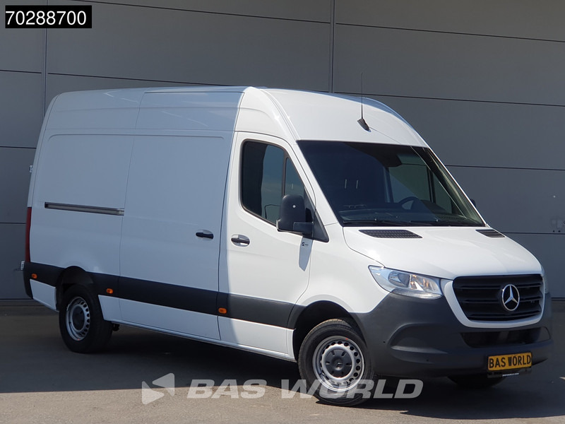 Mercedes-Benz Sprinter 319 CDI COMING SOON! Automaat L2H2 190PK Trekhaak Airco Camera Parkeersensoren Euro6 L2 12m3 Airco Trekhaak - Fourgon utilitaire: photos 5 Mercedes-Benz Sprinter 319 CDI COMING SOON! Automaat L2H2 190PK Trekhaak Airco Camera Parkeersensoren Euro6 L2 12m3 Airco Trekhaak - Fourgon utilitaire: photos 5