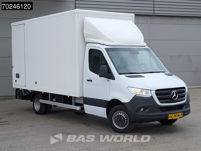 Mercedes-Benz Sprinter 515 CDI Automaat 1000kg Laadklep Dubbellucht Bakwagen MBUX Airco Cruise MBUX Koffer Meubelbak 21m3 Airco Cruise control - Fourgon: photos 2 Mercedes-Benz Sprinter 515 CDI Automaat 1000kg Laadklep Dubbellucht Bakwagen MBUX Airco Cruise MBUX Koffer Meubelbak 21m3 Airco Cruise control - Fourgon: photos 2