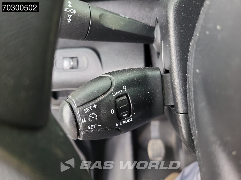 Fourgonnette Peugeot Partner 75pk L1H1 Airco Cruise Parkeersensoren Euro6 L1 Airco Cruise control: photos 15 Fourgonnette Peugeot Partner 75pk L1H1 Airco Cruise Parkeersensoren Euro6 L1 Airco Cruise control: photos 15