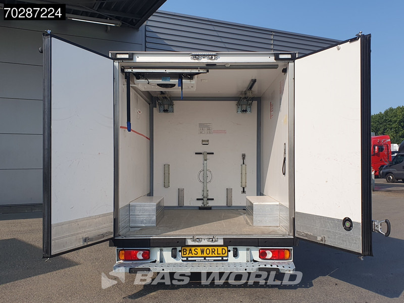 Renault Master 145PK Koelwagen Bi Temp Vriezer Lamberet Thermo King V-300 MAX 230V Stekker Airco Cruise Parkeersensoren Euro6 Koel Koeler Kühl Kühler - Véhicule utilitaire frigorifique: photos 3 Renault Master 145PK Koelwagen Bi Temp Vriezer Lamberet Thermo King V-300 MAX 230V Stekker Airco Cruise Parkeersensoren Euro6 Koel Koeler Kühl Kühler - Véhicule utilitaire frigorifique: photos 3