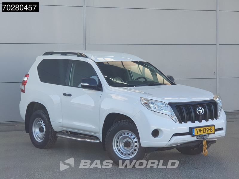 Toyota Land Cruiser 2.8 D-4D 177 PK Euro6 3DRS VAN 3.5t trekhaak Warn Lier Airco PDC 2m3 Airco Trekhaak - Fourgonnette: photos 3 Toyota Land Cruiser 2.8 D-4D 177 PK Euro6 3DRS VAN 3.5t trekhaak Warn Lier Airco PDC 2m3 Airco Trekhaak - Fourgonnette: photos 3