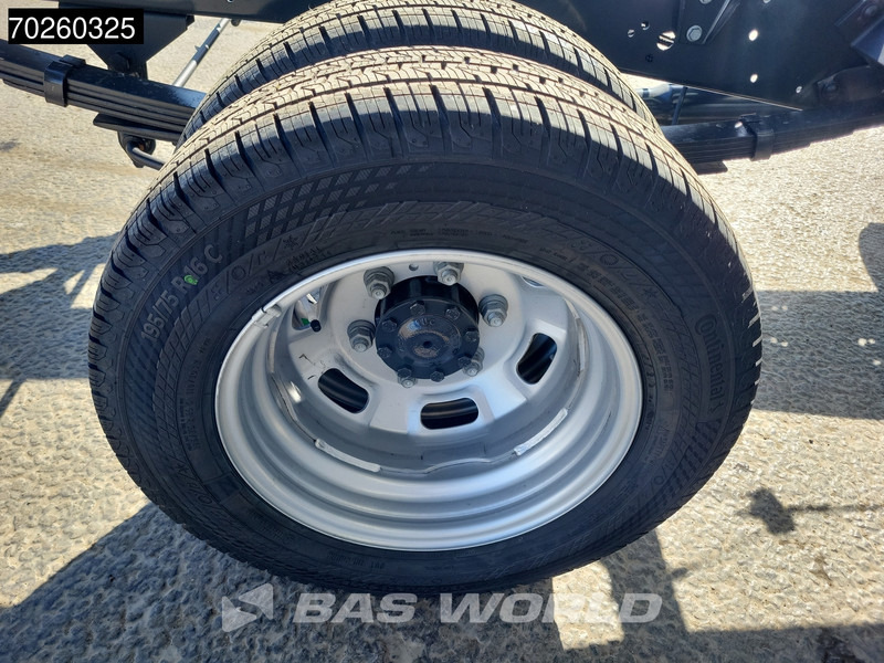 Véhicule utilitaire neuf Iveco Daily 35C21 Automaat 410wb Dubbellucht 2025model Chassis Cabine ACC Fahrgestell Airco: photos 17
