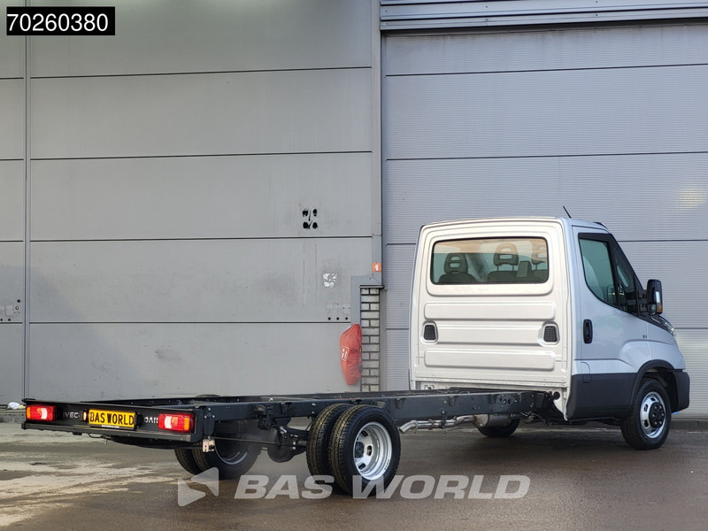 Iveco Daily 35C21 Automaat 410wb Dubbellucht 2025model Chassis Cabine ACC Fahrgestell Airco - Véhicule utilitaire: photos 3 Iveco Daily 35C21 Automaat 410wb Dubbellucht 2025model Chassis Cabine ACC Fahrgestell Airco - Véhicule utilitaire: photos 3