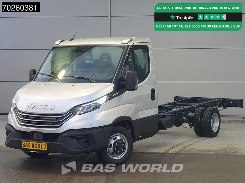 Iveco Daily 35C21 Automaat 410wb Dubbellucht 2025model Chassis Cabine ACC Fahrgestell Airco - Véhicule utilitaire: photos 1 Iveco Daily 35C21 Automaat 410wb Dubbellucht 2025model Chassis Cabine ACC Fahrgestell Airco - Véhicule utilitaire: photos 1