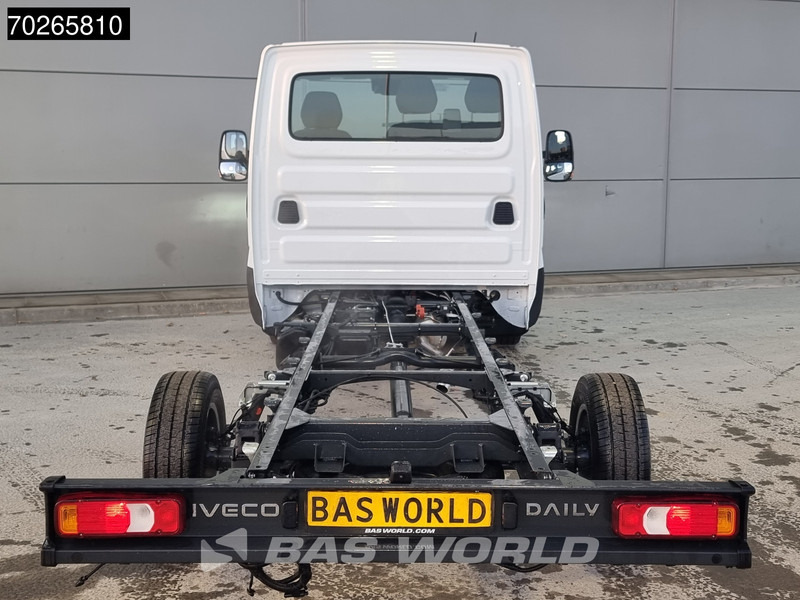 Iveco Daily 35S16 Automaat 410wb 2025model Chassis Cabine Camera Scherm Airco Cruise Fahrgestell Airco Cruise control - Véhicule utilitaire: photos 3 Iveco Daily 35S16 Automaat 410wb 2025model Chassis Cabine Camera Scherm Airco Cruise Fahrgestell Airco Cruise control - Véhicule utilitaire: photos 3