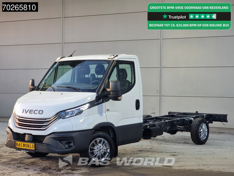 Iveco Daily 35S16 Automaat 410wb 2025model Chassis Cabine Camera Scherm Airco Cruise Fahrgestell Airco Cruise control - Véhicule utilitaire: photos 1 Iveco Daily 35S16 Automaat 410wb 2025model Chassis Cabine Camera Scherm Airco Cruise Fahrgestell Airco Cruise control - Véhicule utilitaire: photos 1