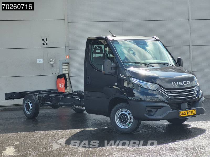 Iveco Daily 35S21 Chassiscabine Automaat 410WB ACC LED Parkeersensoren Euro6 Fahrgestell Chassis Airco - Véhicule utilitaire: photos 2 Iveco Daily 35S21 Chassiscabine Automaat 410WB ACC LED Parkeersensoren Euro6 Fahrgestell Chassis Airco - Véhicule utilitaire: photos 2