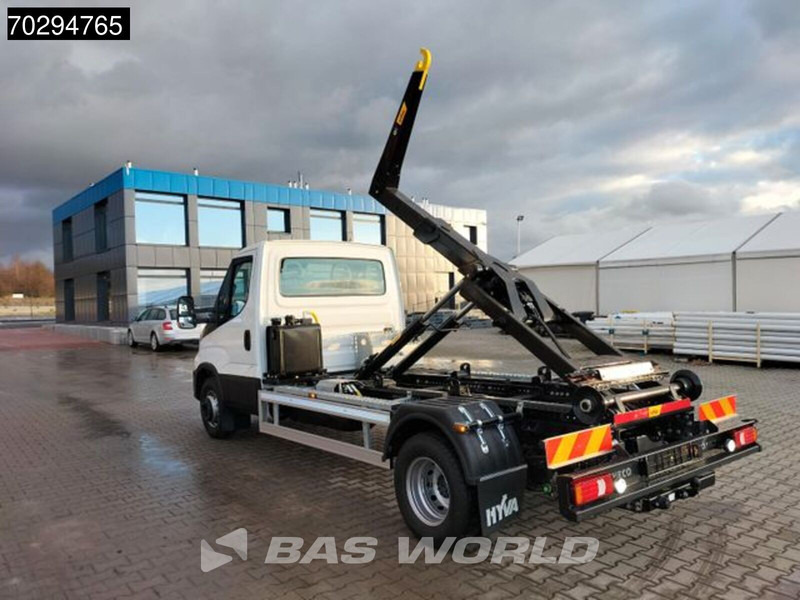 Iveco Daily 70C18 5 Tonnes Hooklift Euro 6 A/C - Véhicule utilitaire benne: photos 2 Iveco Daily 70C18 5 Tonnes Hooklift Euro 6 A/C - Véhicule utilitaire benne: photos 2