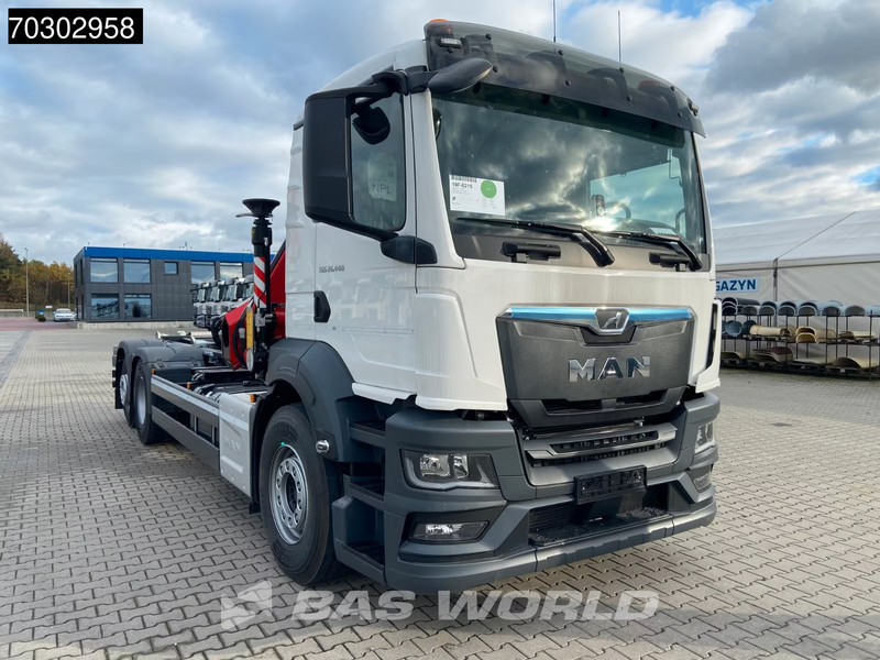 MAN TGS 26.440 6X2 NEW! Fassi 235A Crane Hyva 20-57-S Lift+ Steering Axle Euro 6 - Camion ampliroll, Camion grue: photos 3 MAN TGS 26.440 6X2 NEW! Fassi 235A Crane Hyva 20-57-S Lift+ Steering Axle Euro 6 - Camion ampliroll, Camion grue: photos 3