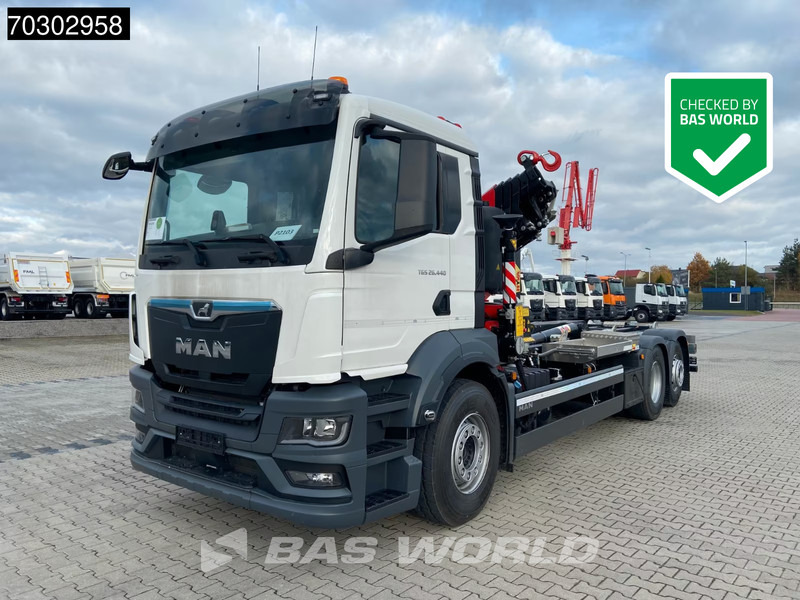 MAN TGS 26.440 6X2 NEW! Fassi 235A Crane Hyva 20-57-S Lift+ Steering Axle Euro 6 - Camion ampliroll, Camion grue: photos 1 MAN TGS 26.440 6X2 NEW! Fassi 235A Crane Hyva 20-57-S Lift+ Steering Axle Euro 6 - Camion ampliroll, Camion grue: photos 1