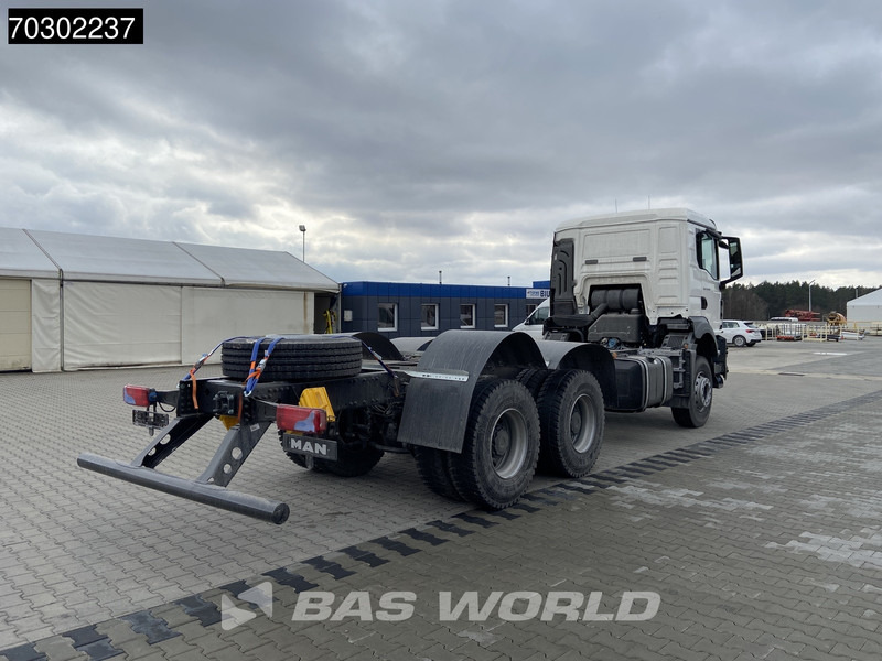 MAN TGS 33.400 6X4 NEW 6x4 chassis Big-Axle Manual Airco EURO 2 - Châssis cabine: photos 5 MAN TGS 33.400 6X4 NEW 6x4 chassis Big-Axle Manual Airco EURO 2 - Châssis cabine: photos 5
