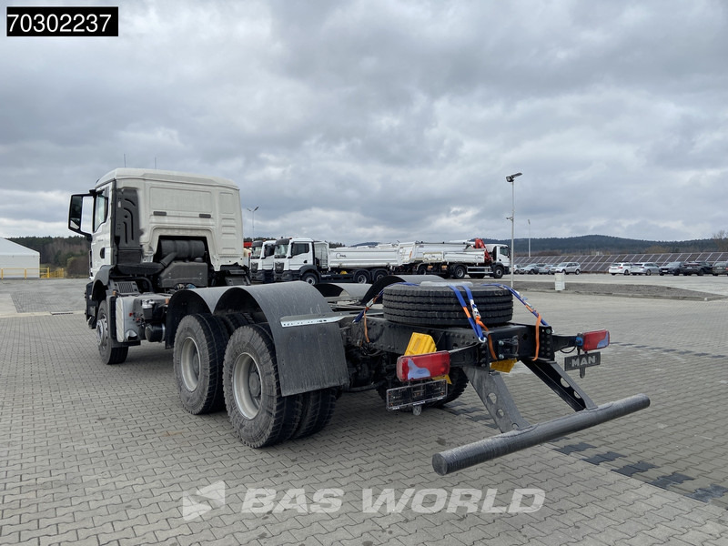 MAN TGS 33.400 6X4 NEW 6x4 chassis Big-Axle Manual Airco EURO 2 - Châssis cabine: photos 2 MAN TGS 33.400 6X4 NEW 6x4 chassis Big-Axle Manual Airco EURO 2 - Châssis cabine: photos 2