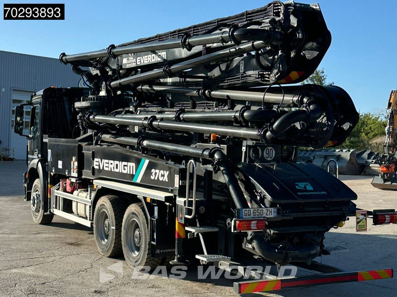 Mercedes-Benz Arocs 2840 Arocs 6X4 NEW! Everdigm 37CX-5 concrete pump Steel Suspension Automatic Euro 6 - Camion pompe: photos 2 Mercedes-Benz Arocs 2840 Arocs 6X4 NEW! Everdigm 37CX-5 concrete pump Steel Suspension Automatic Euro 6 - Camion pompe: photos 2