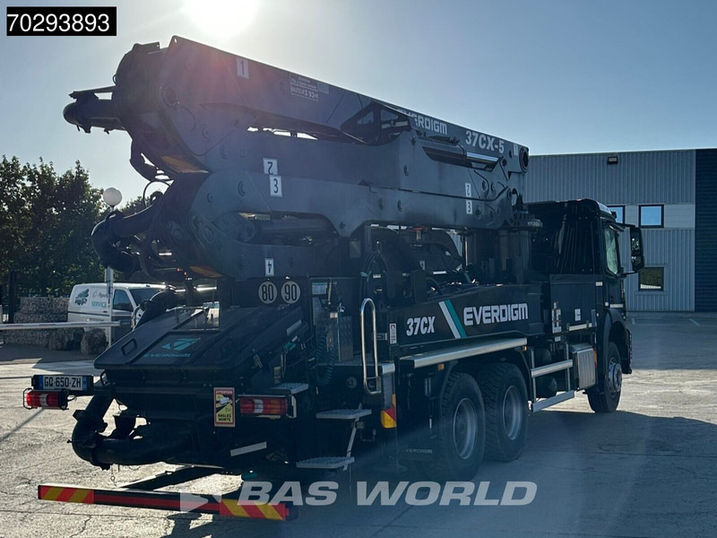 Mercedes-Benz Arocs 2840 Arocs 6X4 Unused! Everdigm 37CX-5 concrete pump Steel Suspension Automatic Euro 6 - Camion pompe: photos 5 Mercedes-Benz Arocs 2840 Arocs 6X4 Unused! Everdigm 37CX-5 concrete pump Steel Suspension Automatic Euro 6 - Camion pompe: photos 5