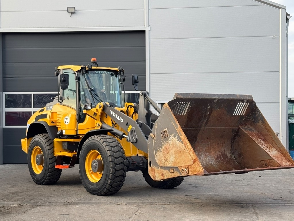 Volvo L 45 H - Chargeuse sur pneus: photos 3 Volvo L 45 H - Chargeuse sur pneus: photos 3