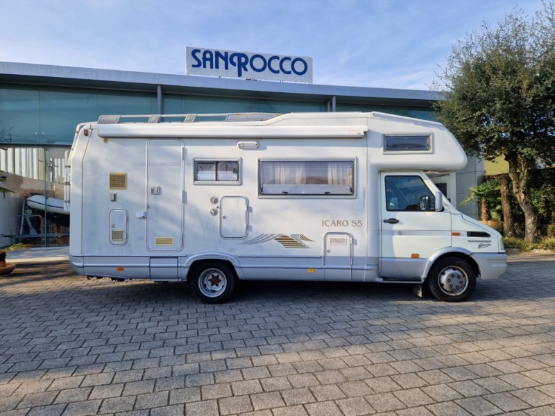 Mobilvetta Icaro S5 LX - Camping-car capucine: photos 2 Mobilvetta Icaro S5 LX - Camping-car capucine: photos 2
