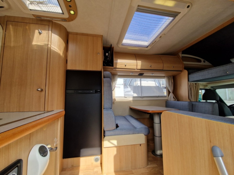 Rimor Kentucky Estro 9 - Camping-car capucine: photos 4 Rimor Kentucky Estro 9 - Camping-car capucine: photos 4