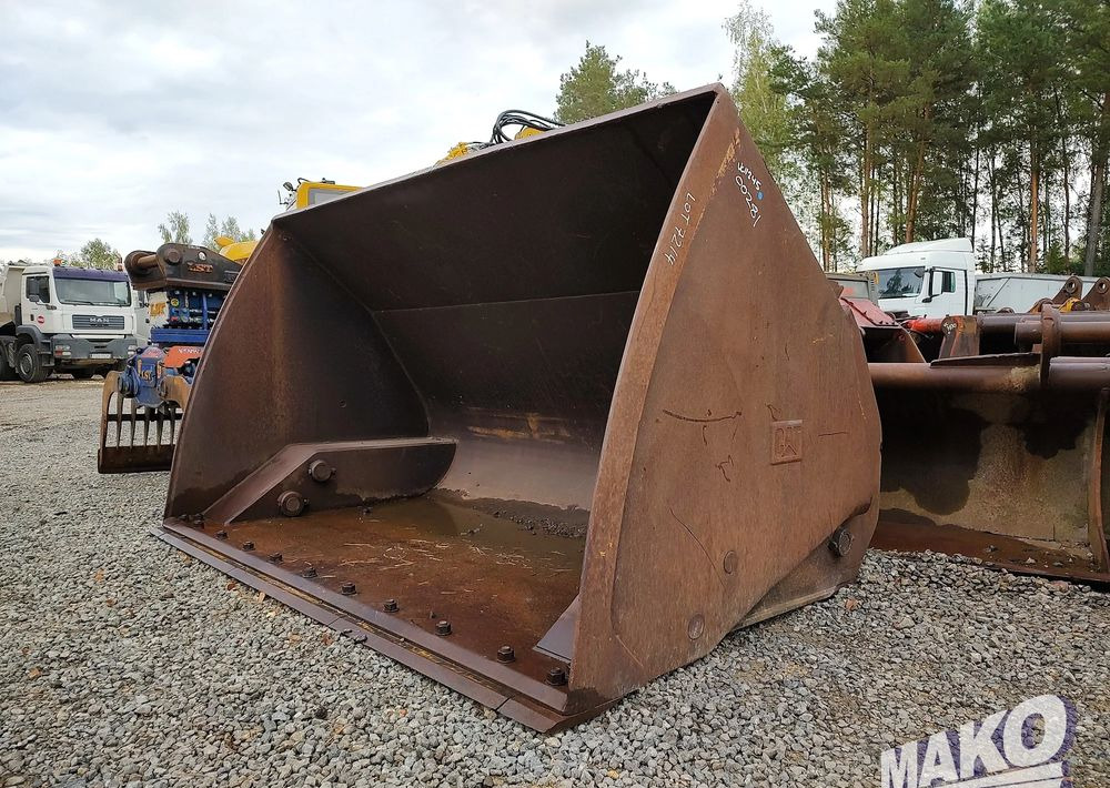 Łyżka CAT 270cm wysokiego wysypu do ładowarki - Accessoire pour Engins de chantier: photos 1 Łyżka CAT 270cm wysokiego wysypu do ładowarki - Accessoire pour Engins de chantier: photos 1