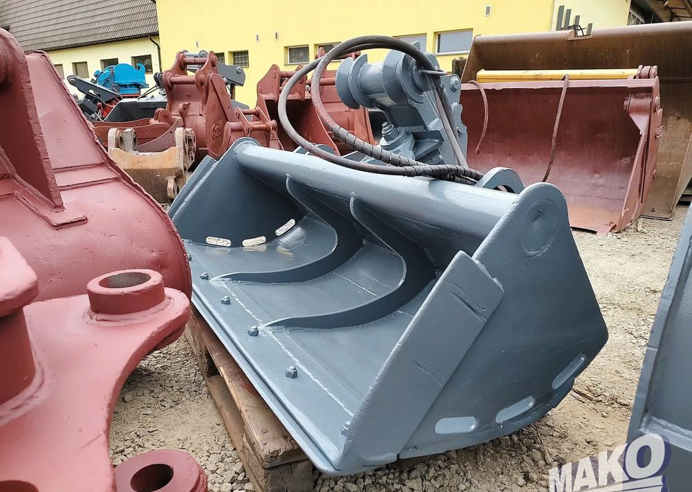 Łyżka skarpowa hydrauliczna 150cm Morin M3 - Accessoire pour Engins de chantier: photos 2 Łyżka skarpowa hydrauliczna 150cm Morin M3 - Accessoire pour Engins de chantier: photos 2