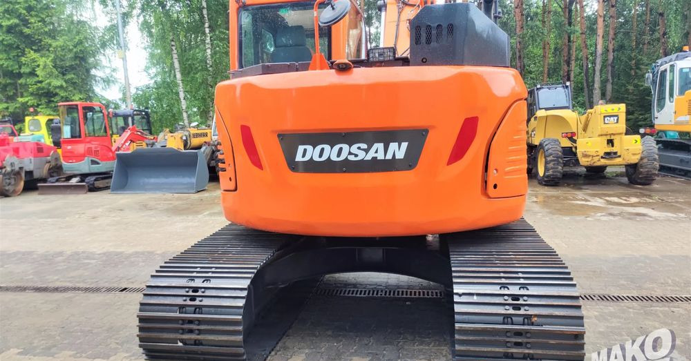 Doosan DX140LCR-5 - Pelle sur chenille: photos 3 Doosan DX140LCR-5 - Pelle sur chenille: photos 3