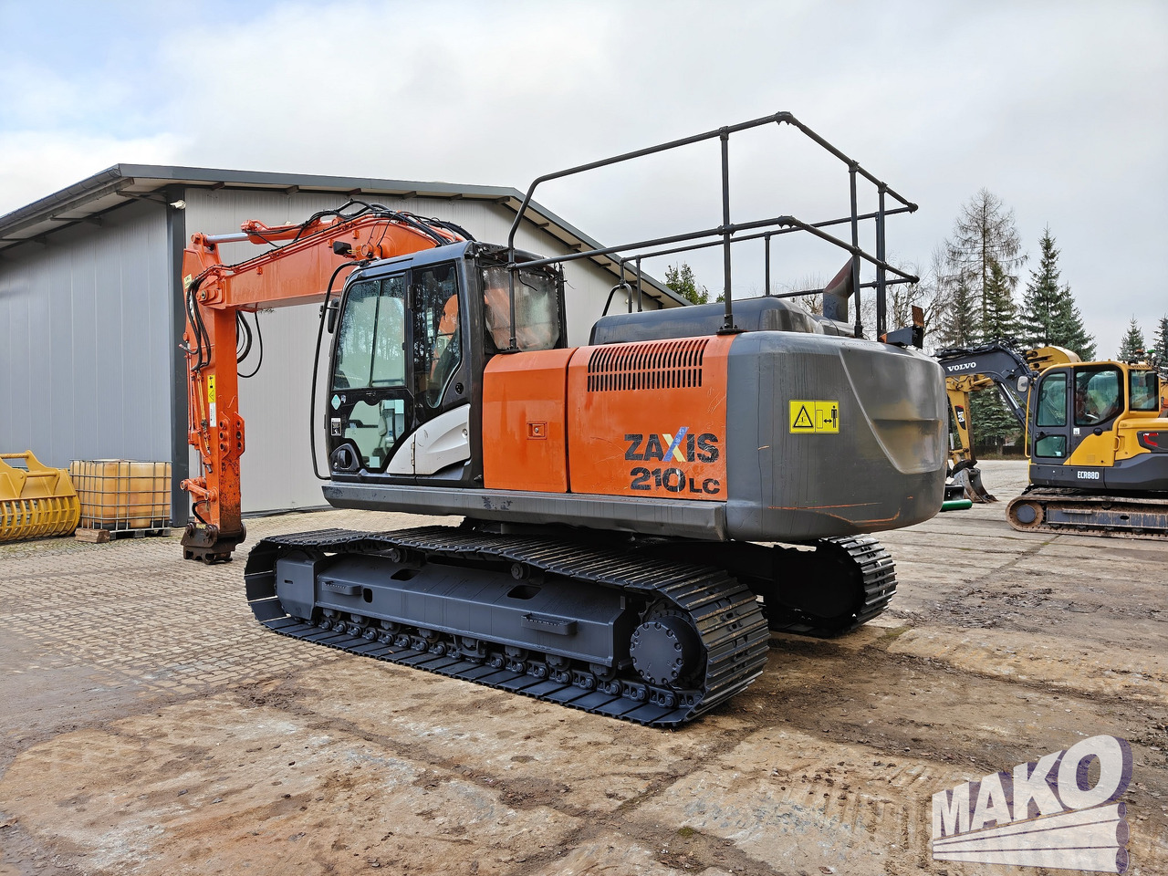 Hitachi ZX210LC-5B - Pelle sur chenille: photos 3 Hitachi ZX210LC-5B - Pelle sur chenille: photos 3