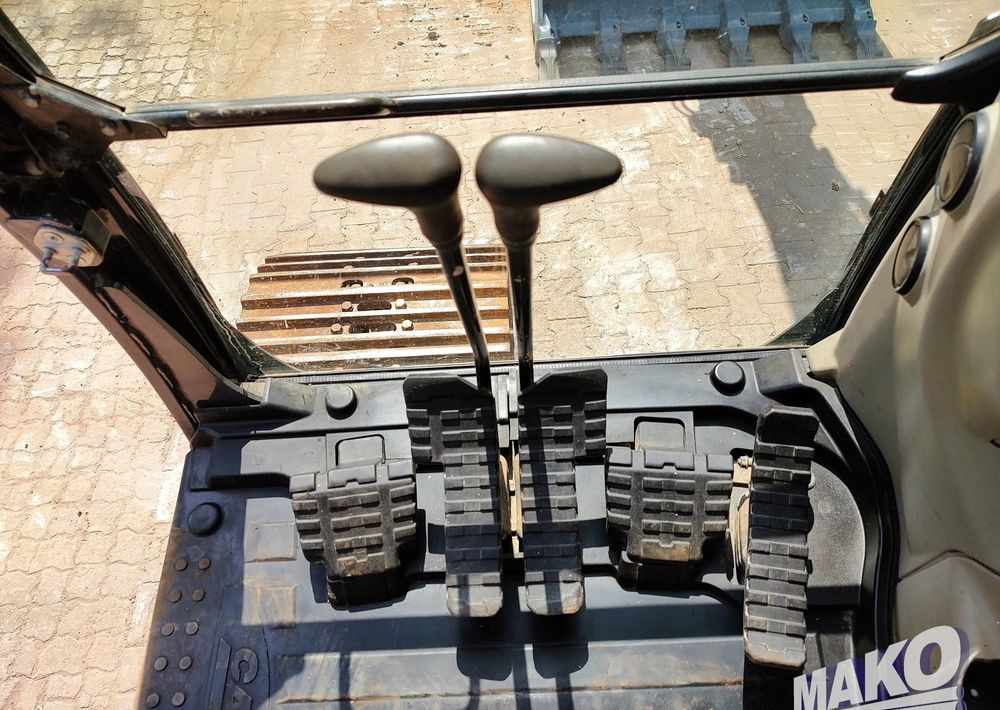 Pelle sur chenille Komatsu CX 300D: photos 10 Pelle sur chenille Komatsu CX 300D: photos 10