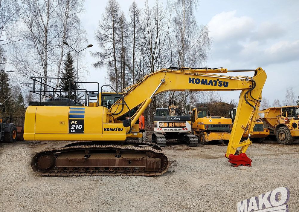 Komatsu PC210 LC-10 - Pelle sur chenille: photos 5 Komatsu PC210 LC-10 - Pelle sur chenille: photos 5