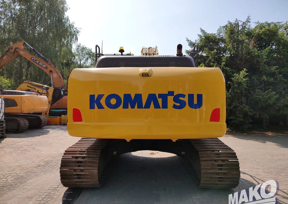 Komatsu PC240LC-10 - Pelle sur chenille: photos 5 Komatsu PC240LC-10 - Pelle sur chenille: photos 5