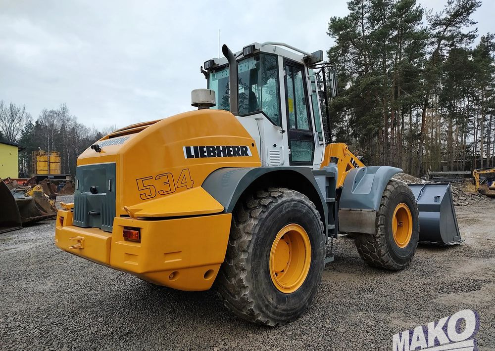 Liebherr L534 - Chargeuse sur pneus: photos 5 Liebherr L534 - Chargeuse sur pneus: photos 5