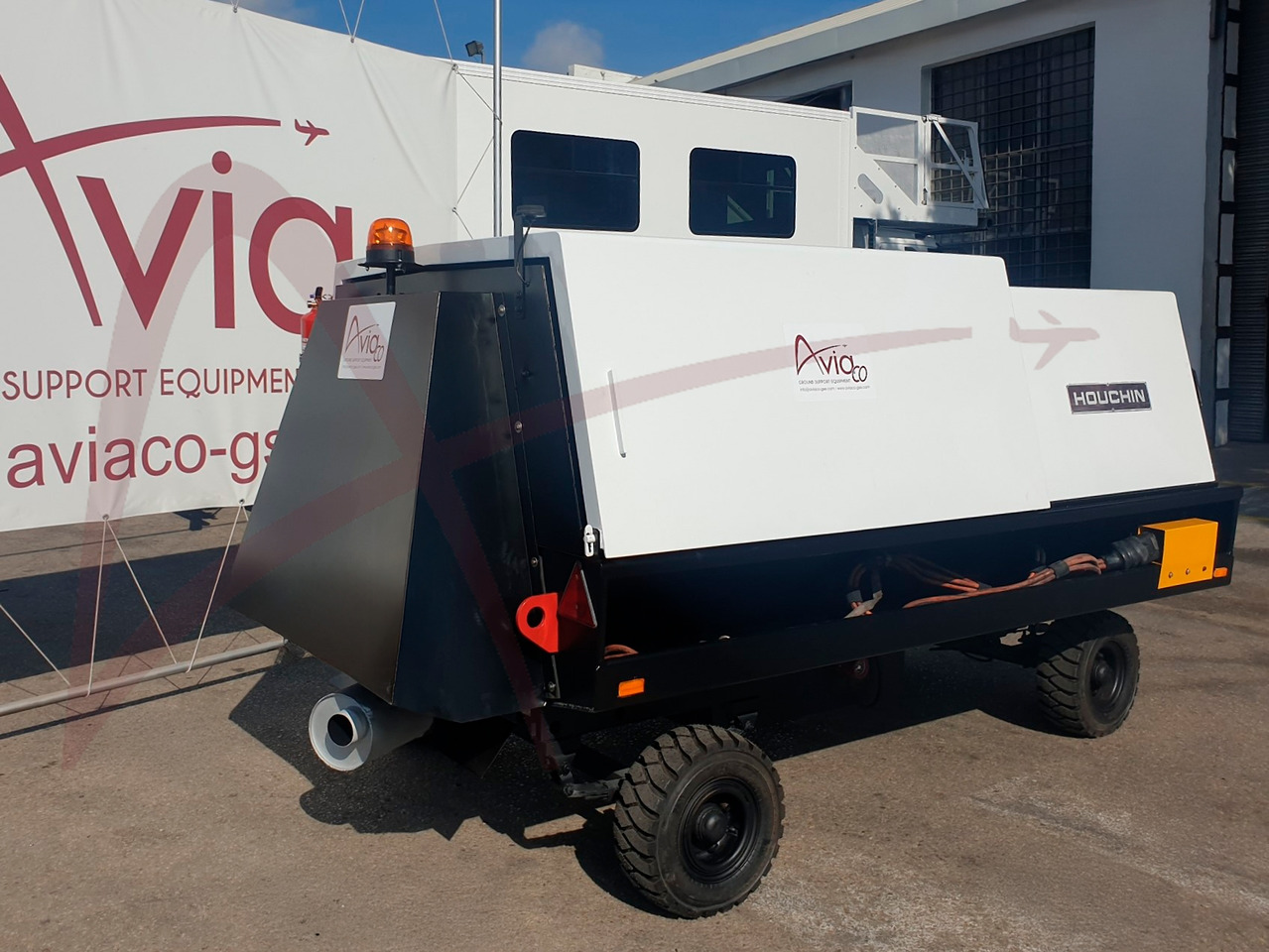 HOUCHIN 690 - Groupe électrogène au sol: photos 2 HOUCHIN 690 - Groupe électrogène au sol: photos 2