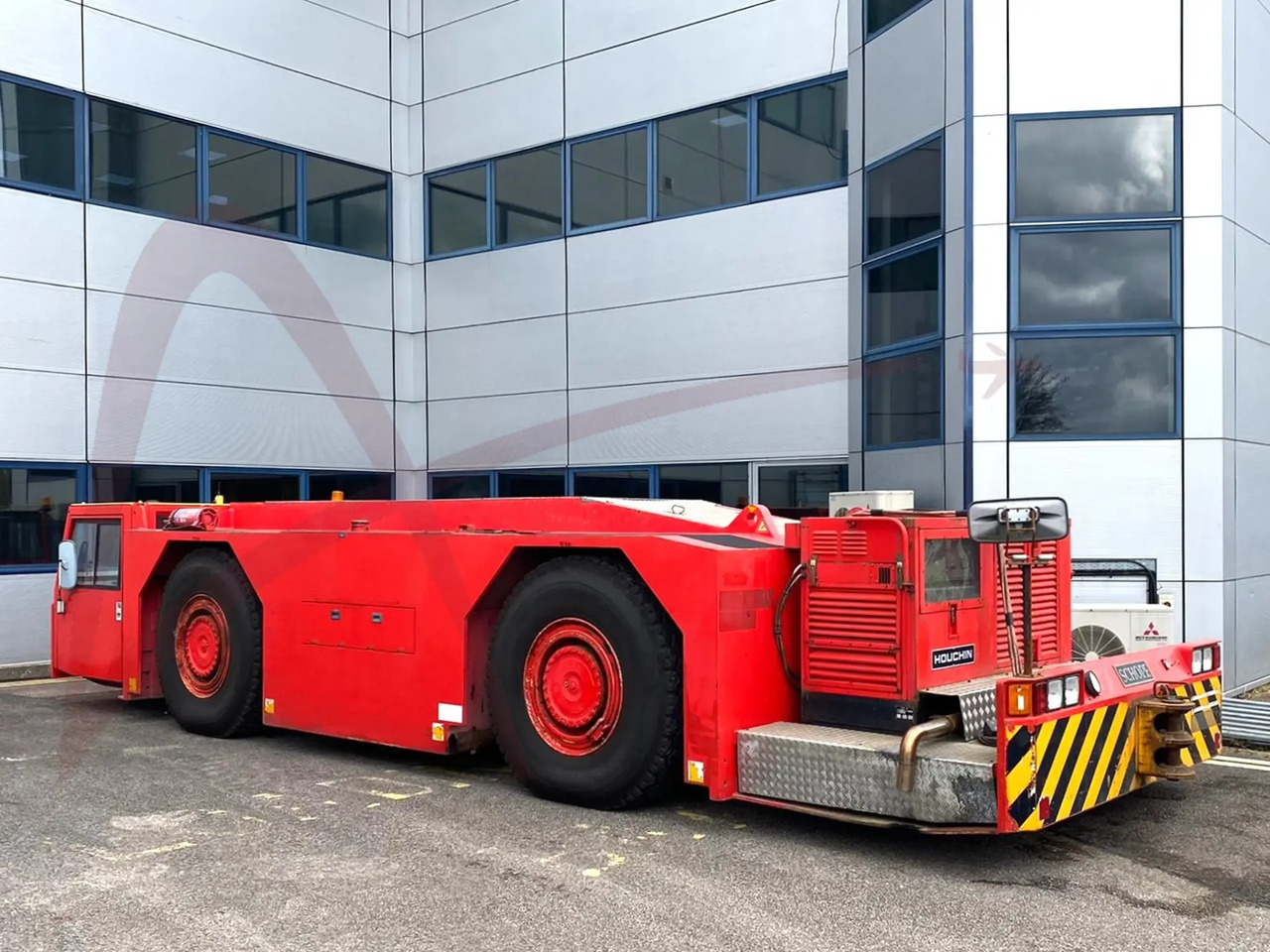 SCHOPF F396P - Tracteur d'avions: photos 2 SCHOPF F396P - Tracteur d'avions: photos 2