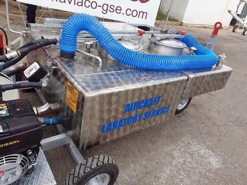 Véhicule vide-toilettes neuf TIMSAN LSC300/700: photos 7