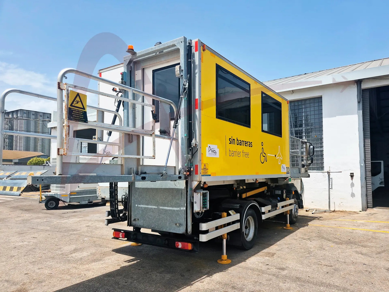 TLD CHTP PM-5.9 - Ambulift: photos 4 TLD CHTP PM-5.9 - Ambulift: photos 4