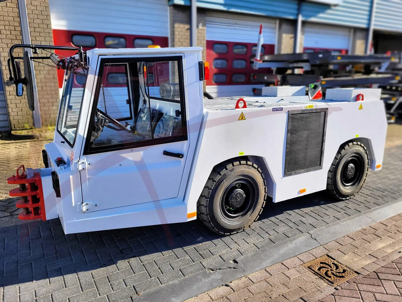 Tracteur d'avions TLD TMX-100: photos 9 Tracteur d'avions TLD TMX-100: photos 9