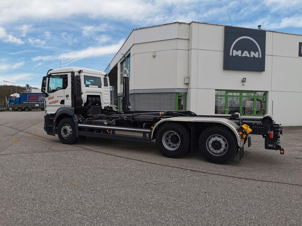 MAN TGS 26.470 Abrollkipper MEILLER RS21.70 6x2/4 - Camion ampliroll: photos 3 MAN TGS 26.470 Abrollkipper MEILLER RS21.70 6x2/4 - Camion ampliroll: photos 3