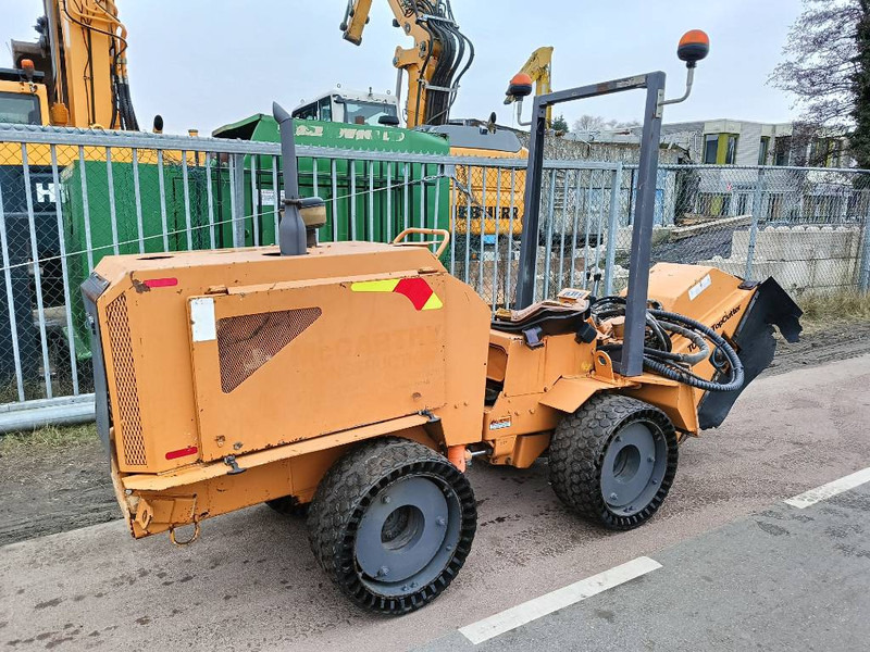 Case Maxi-Sneaker Maxi C c220 top cutter wheel paver - Trancheuse: photos 3 Case Maxi-Sneaker Maxi C c220 top cutter wheel paver - Trancheuse: photos 3
