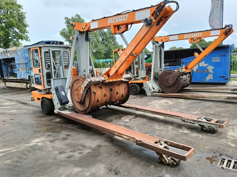 Engins de chantier pour transport de déchets PACKMAT PK451containeraandruk afval arm compactor: photos 6