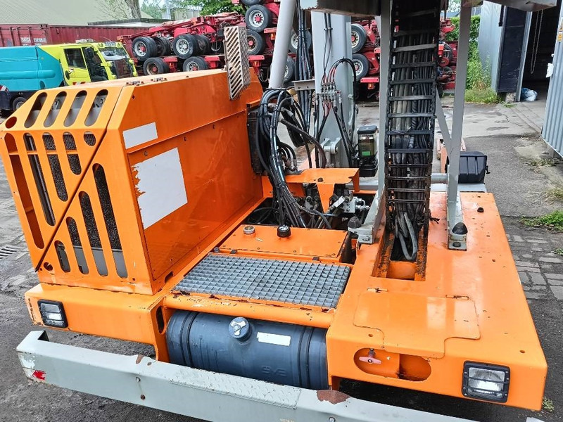 Engins de chantier pour transport de déchets PACKMAT PK451containeraandruk afval arm compactor: photos 19
