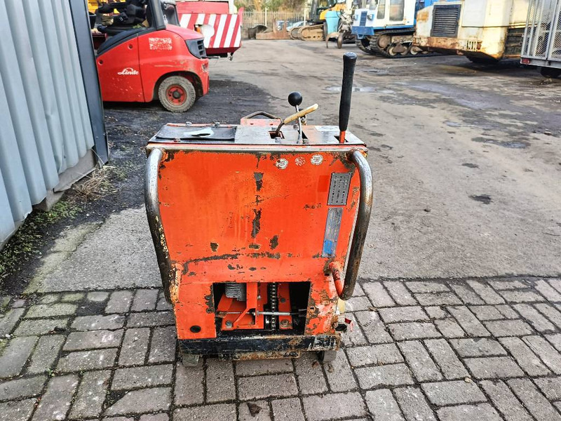 Norton CSB1 clipper zaag betonzaag machine 1994 - Travaux routiers: photos 5 Norton CSB1 clipper zaag betonzaag machine 1994 - Travaux routiers: photos 5