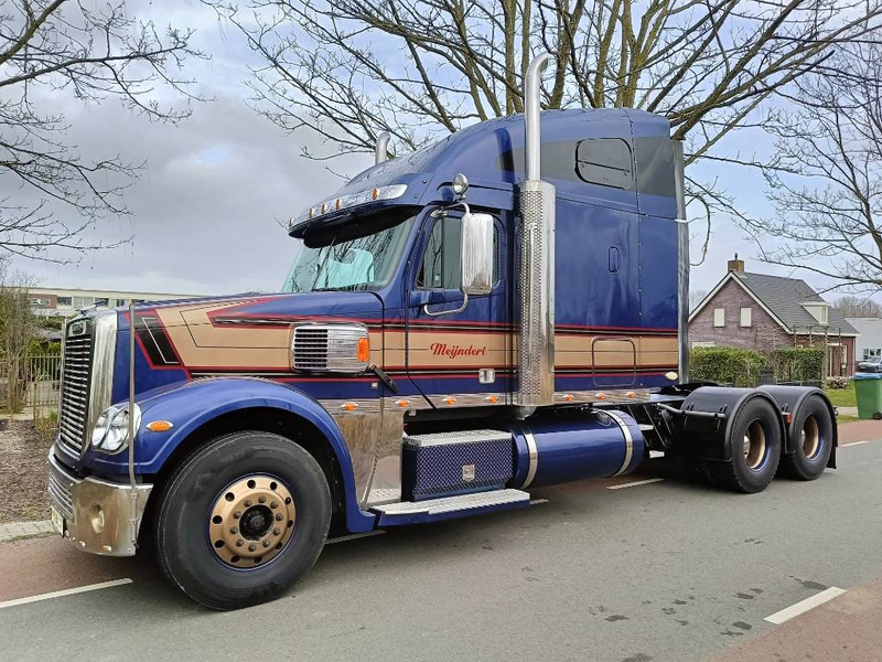 Freightliner Coronado 500 hp caterpillar truck trekker euro5 - Tracteur routier: photos 1 Freightliner Coronado 500 hp caterpillar truck trekker euro5 - Tracteur routier: photos 1