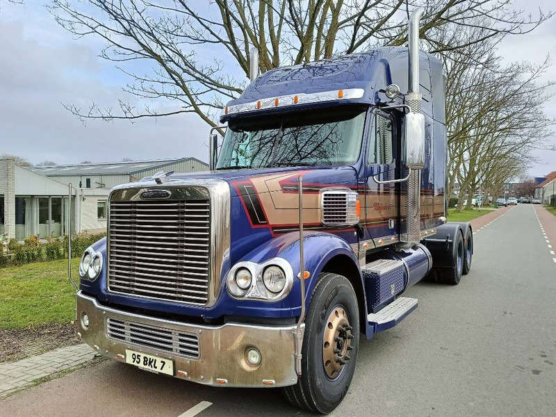 Freightliner Coronado 500 hp caterpillar truck trekker euro5 - Tracteur routier: photos 2 Freightliner Coronado 500 hp caterpillar truck trekker euro5 - Tracteur routier: photos 2