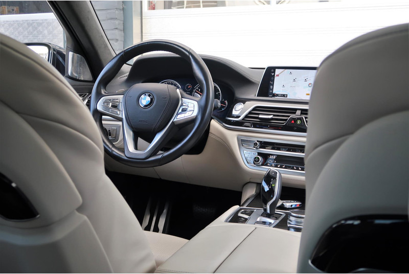 BMW 7 Serie 740Ld xDrive High Executive M-PAKKET/ MASSAGE/ PANO/ DEALER OND/ VOL! - Berline: photos 5 BMW 7 Serie 740Ld xDrive High Executive M-PAKKET/ MASSAGE/ PANO/ DEALER OND/ VOL! - Berline: photos 5