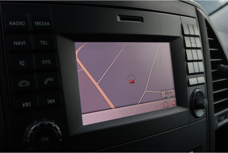 Mercedes-Benz Vito 119 CDI Lang DC/ LED/ CAM/ 2X SCHUIFDEUR/ STOELVERW/ CRUISE/ ETC. - Fourgonnette, Utilitaire double cabine: photos 5 Mercedes-Benz Vito 119 CDI Lang DC/ LED/ CAM/ 2X SCHUIFDEUR/ STOELVERW/ CRUISE/ ETC. - Fourgonnette, Utilitaire double cabine: photos 5