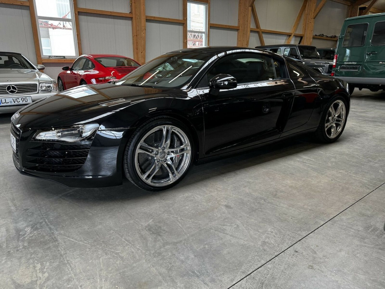 Audi R8 4.2 FSI V8 quattro Coupé - Voiture: photos 2 Audi R8 4.2 FSI V8 quattro Coupé - Voiture: photos 2